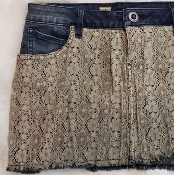 Volcom Denim Crochet Detail Distressed Skirt 27 - Picture 4 of 8